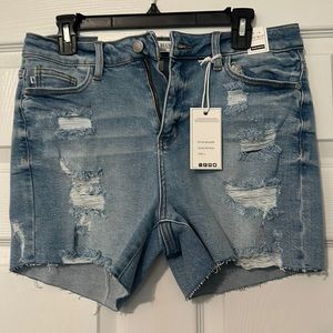 NWT Judy Blue Distressed High Waist Shorts Size Large